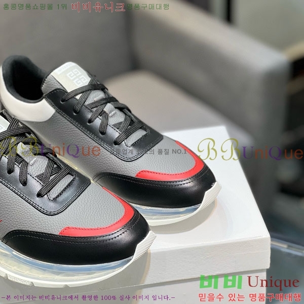   Ŀ J559021-7