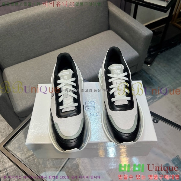   Ŀ J559021-8
