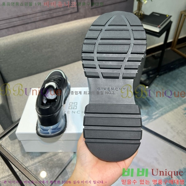   Ŀ J559021-9
