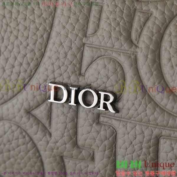 #   ε  1ESBA205-104