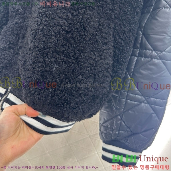   е  DO144560-4