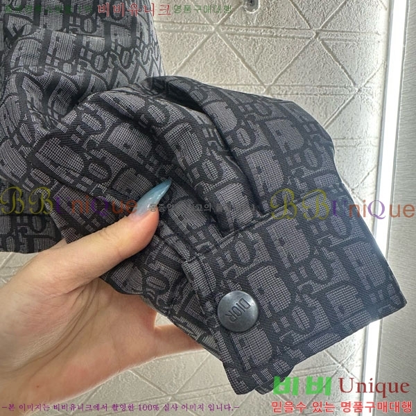   е  DO144560-6