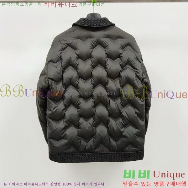   ٿ е PA243785