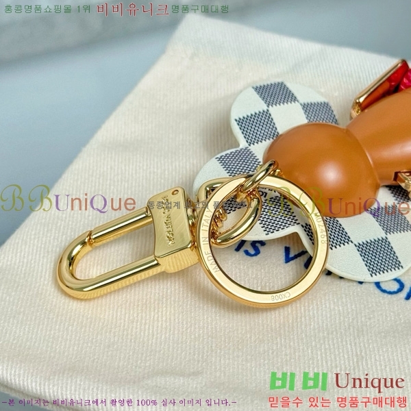 #̺    M1990-2