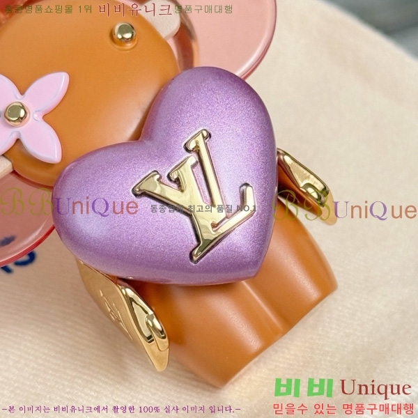 #̺    M1990-3