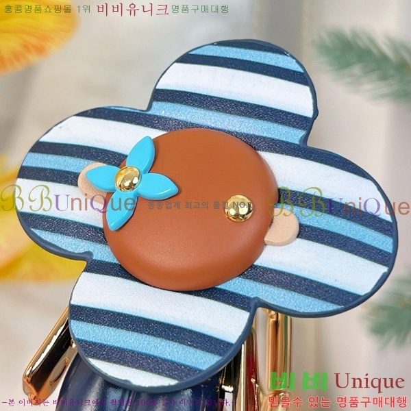 #̺    M1990-10