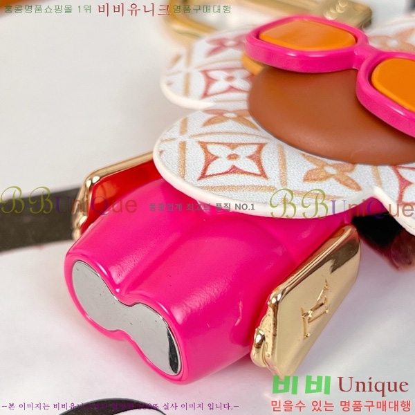 #̺    M1990-11