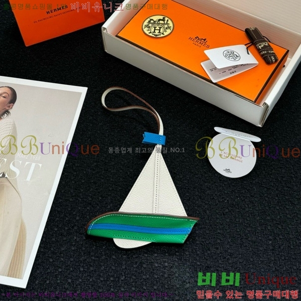 ޽  HE4523807-5