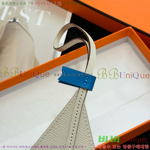 ޽  HE4523807-5