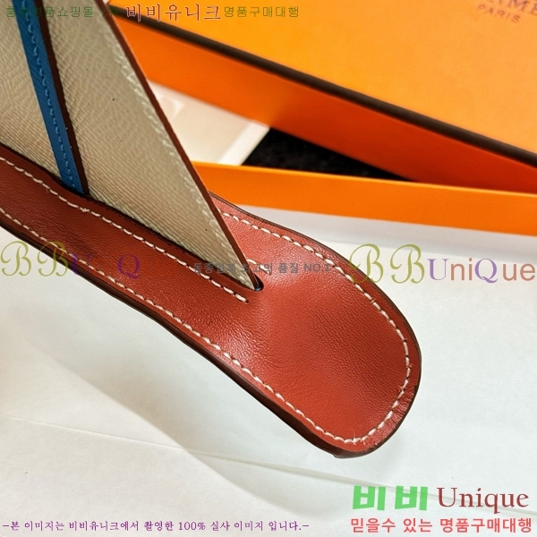 ޽  HE4523807-3