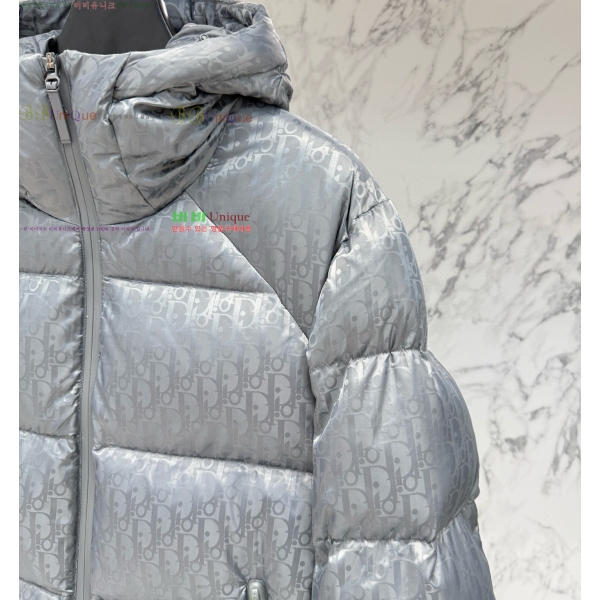   ٿ е CD8513215-2