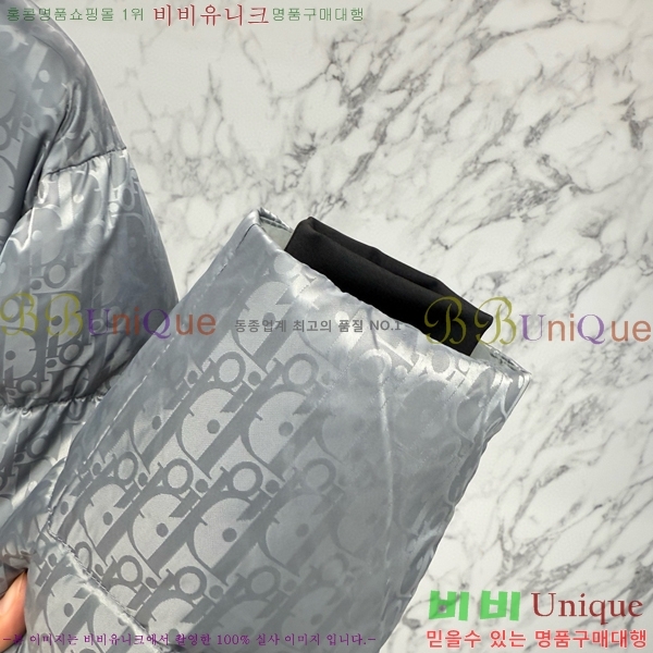   ٿ е CD8513215-2