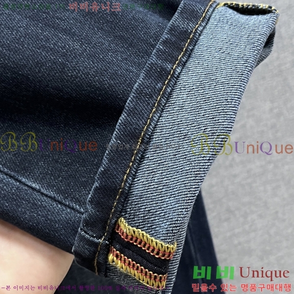   û D2464786