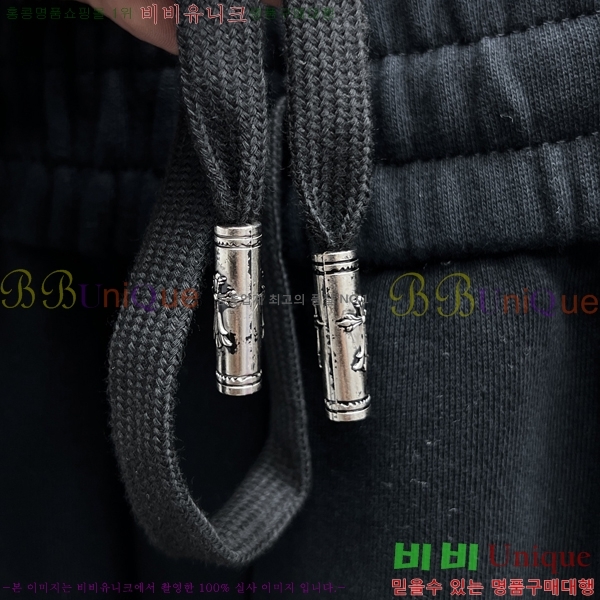  ũ  CH426861-2