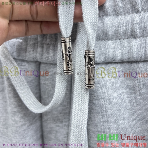  ũ  CH426861-1