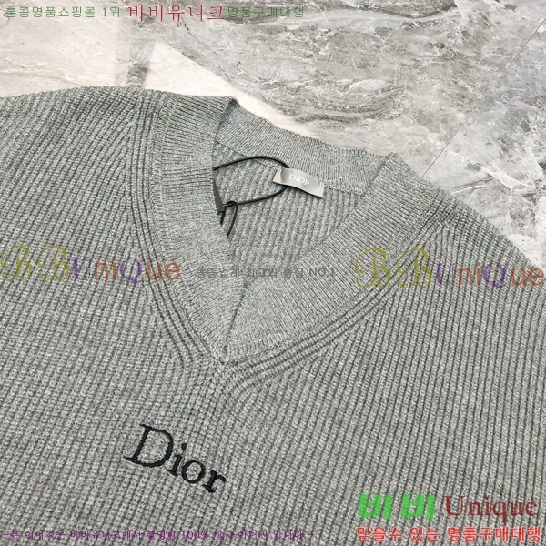     D072451