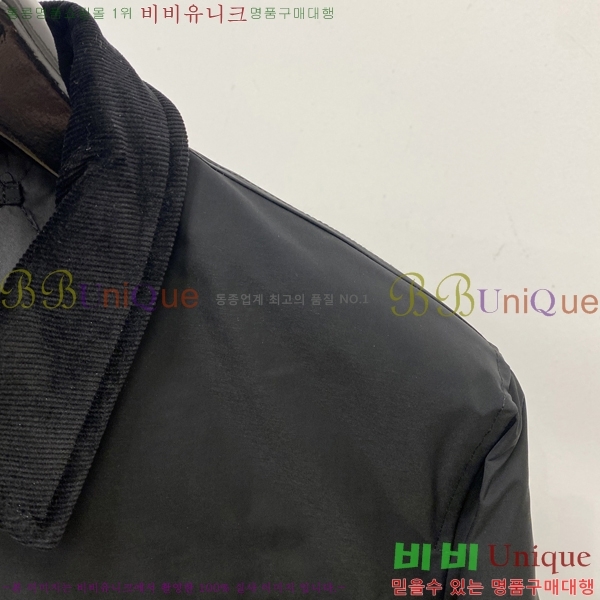    P9438374