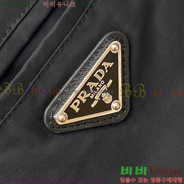    P9438374