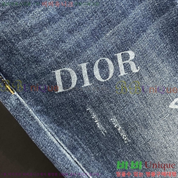   û D2464788