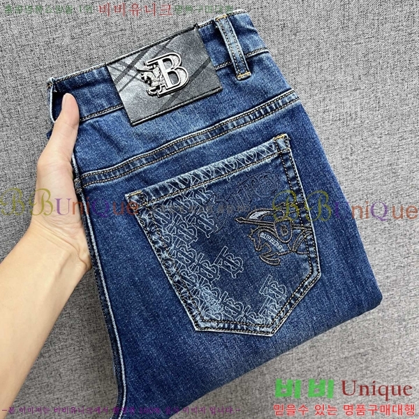   û BU547880-2