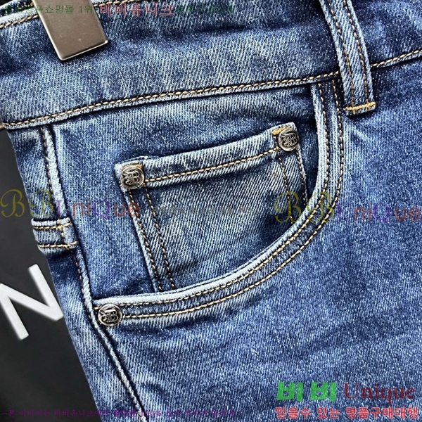   û BU547880-2
