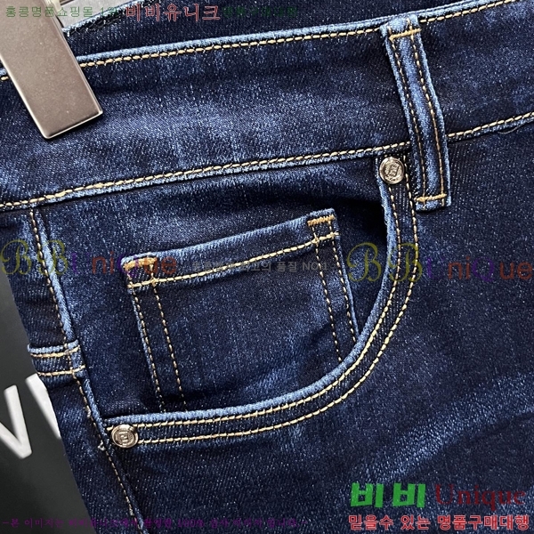   û FD987670