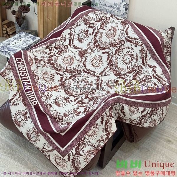 # ÷/ī D4520102-2