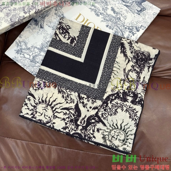 # ÷/ī D4520102-3