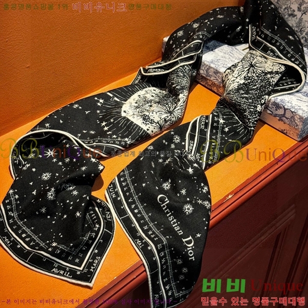# ÷/ī D4520100-1