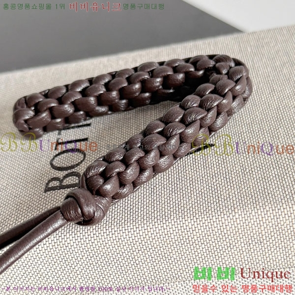 #װŸ  V  844672-122