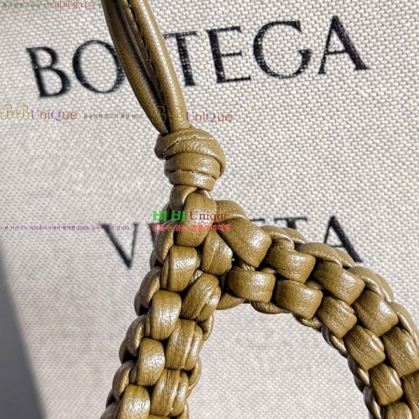 #װŸ  D  844672-104