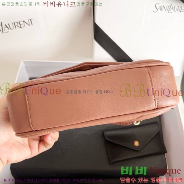 #ζ  ̴  821749-1005