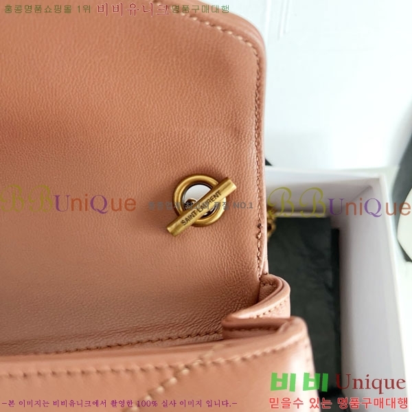 #ζ  ̴  821749-1005