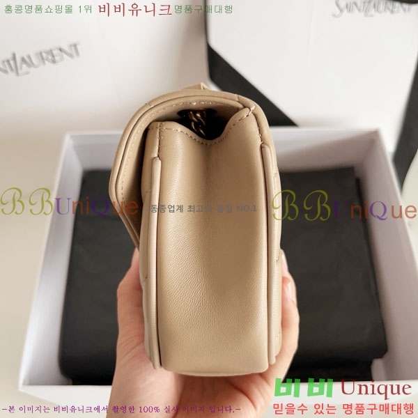 #ζ  ̴  821749-1004