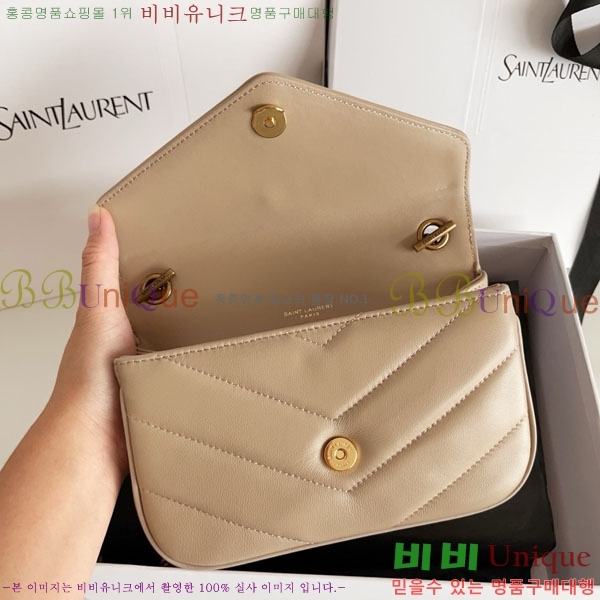 #ζ  ̴  821749-1004