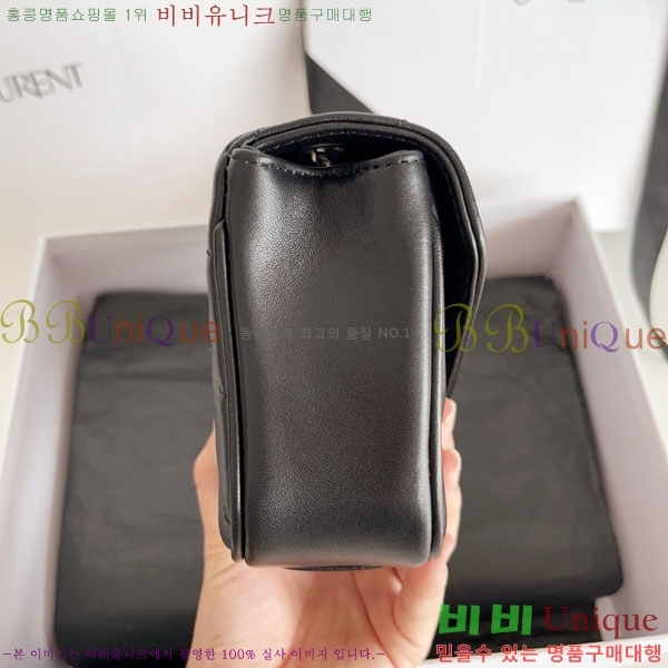 #ζ  ̴  821749-1002