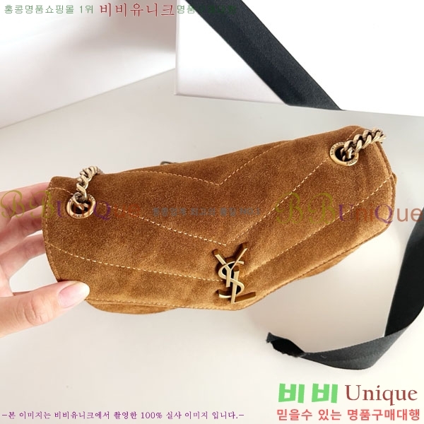 #ζ  ̴  821749-2001