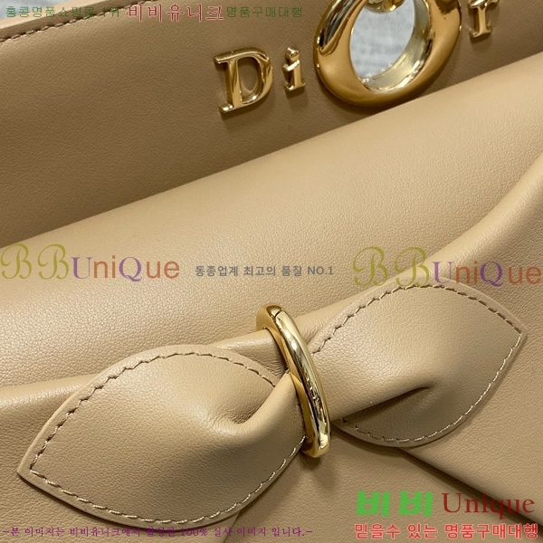 # ٺ  žڵ M0737-104