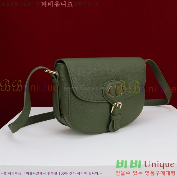 # ٺ BOBBY ̵ M9337-204