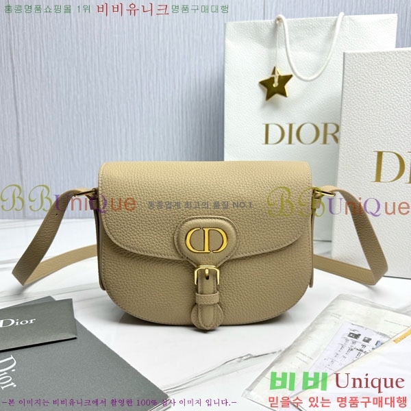 # ٺ BOBBY ̵ M9337-2001