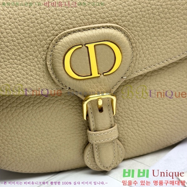 # ٺ BOBBY ̵ M9337-2001