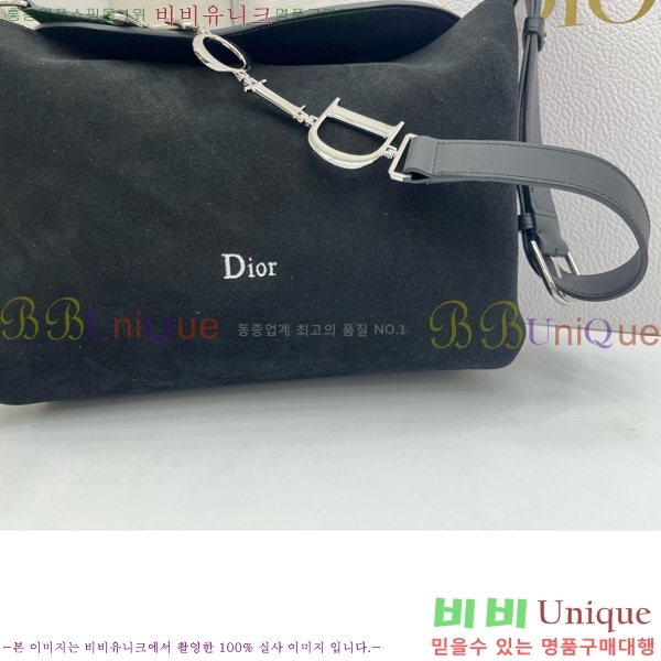 #��� ���ʼ� �ش��� JONATHAN ANDERSON ȣ���� M856324-1