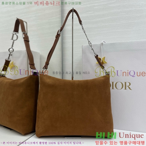 # ʼ ش JONATHAN ANDERSON ȣ M856325-2