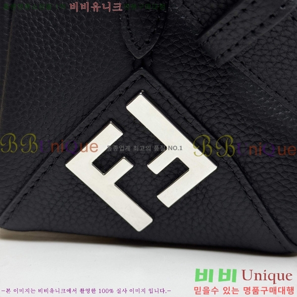 # ̵  ΰ     7VA672-101