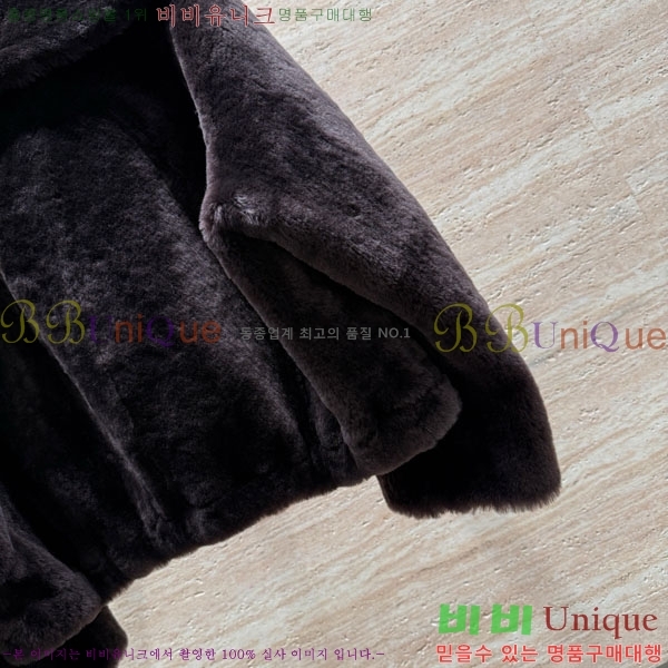  ޽ þ   HE223420-5