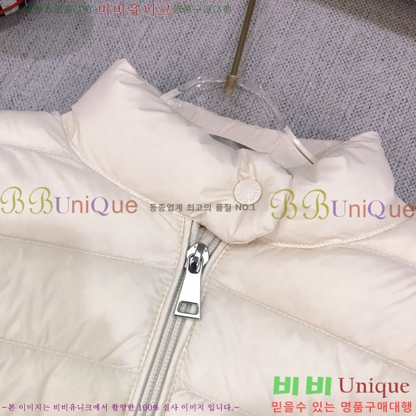 Ű ** е  MO364635-4