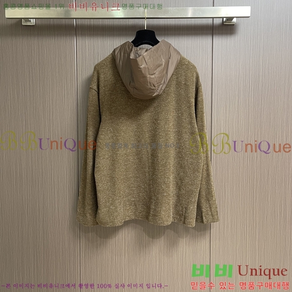 ���� ��**�� ������ MO521570-1
