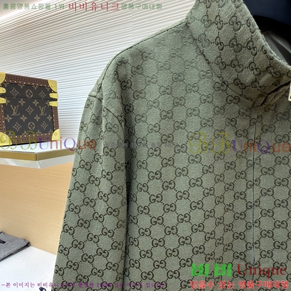  * Ŭ  31GU216815805-1