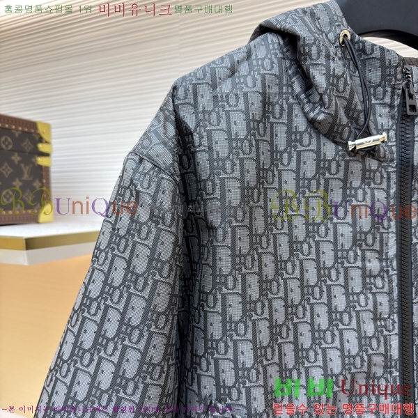  * ũ ĵ  33DR4227857-1