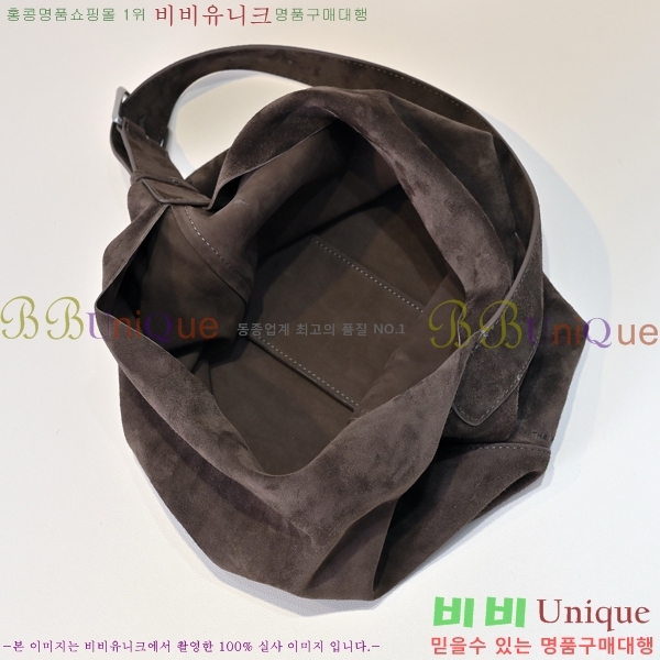 #ο 𝐈𝐬𝐚 ̻ 1852-105 ̵